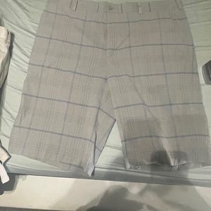 Mens Nike Golf Shorts - Multi - 38W - Like New!